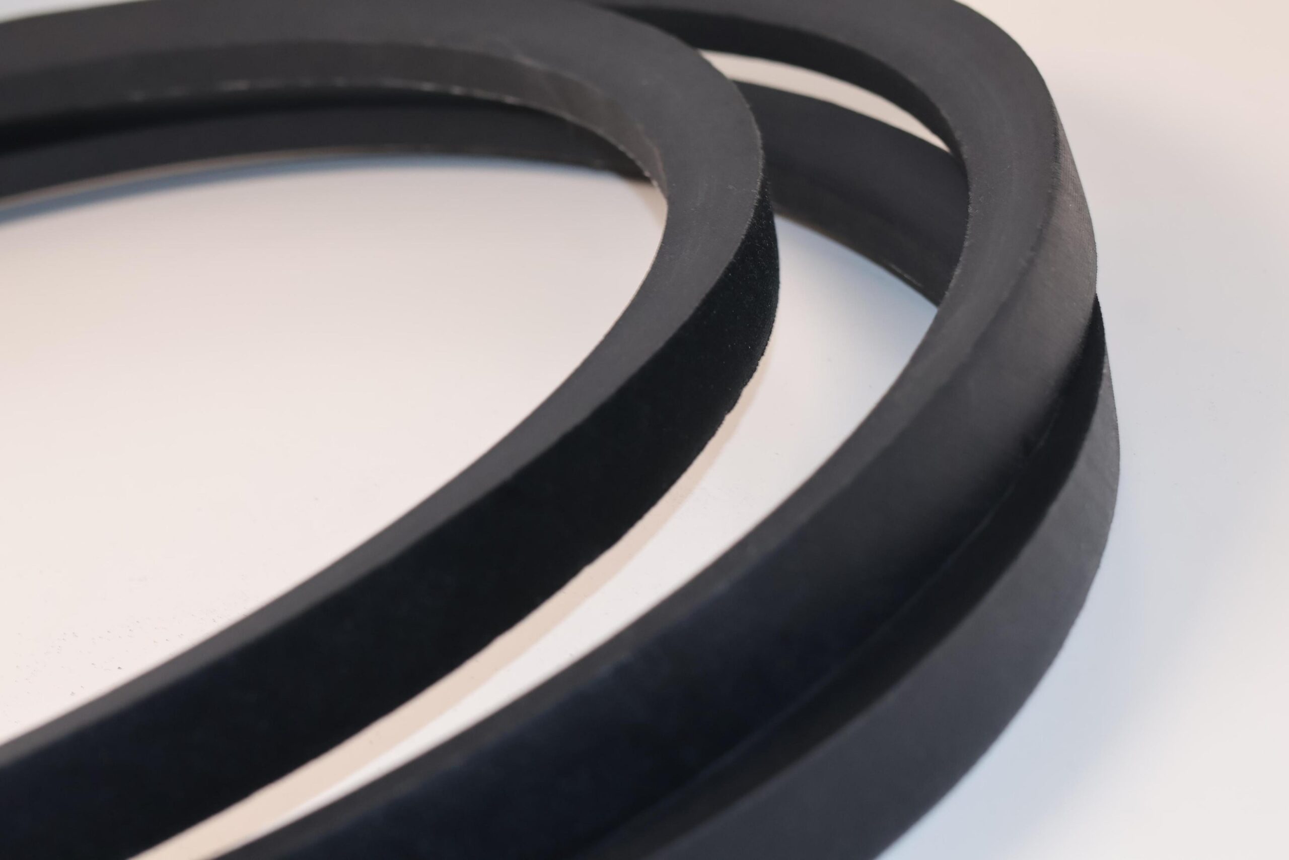 Correa en V estrecha